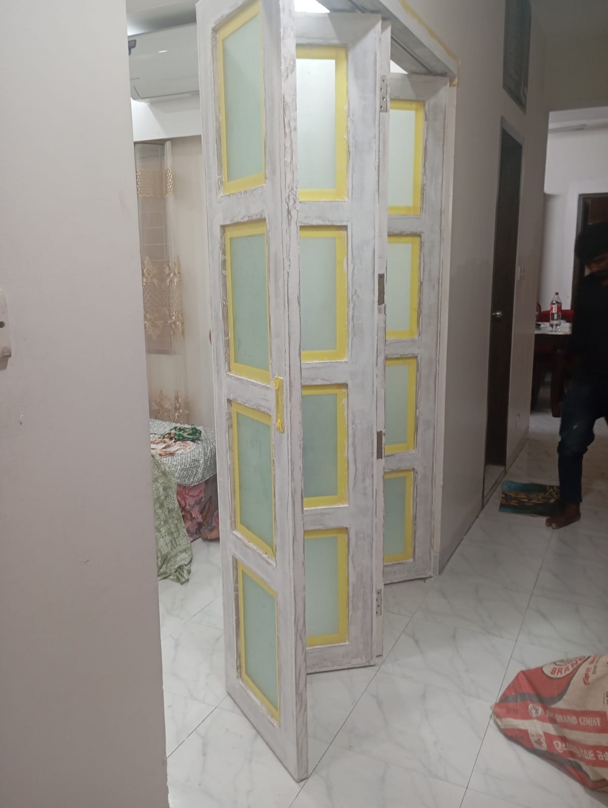 Sliding Door