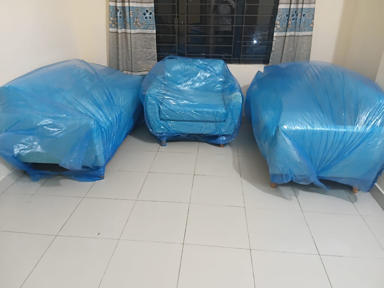 Full Sofa Set